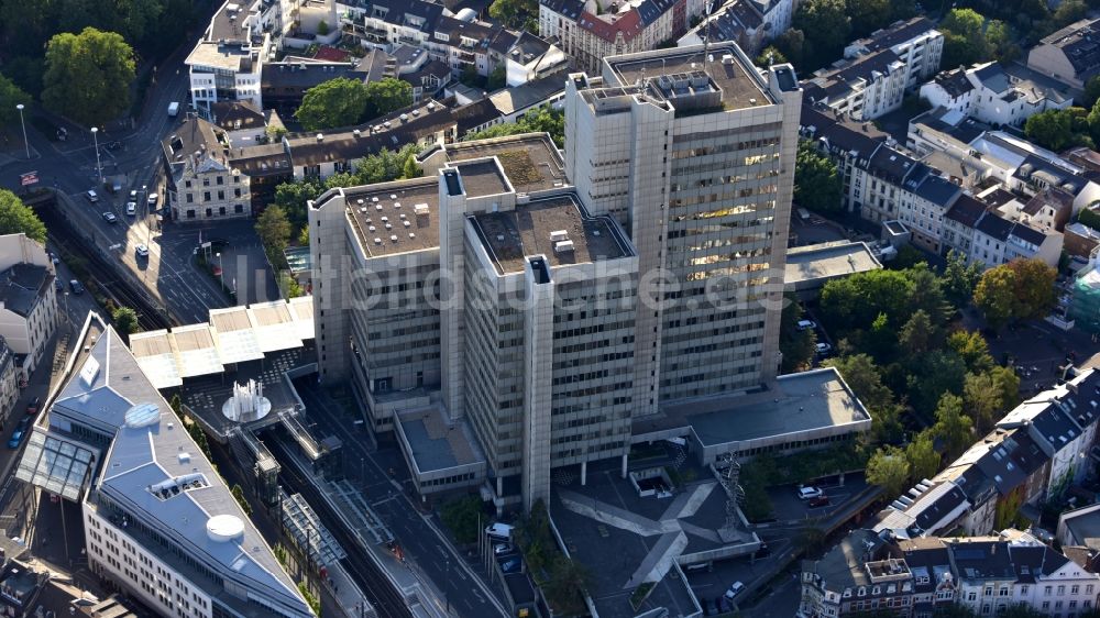 Luftbild Bonn - Gebäude der Stadtverwaltung - Rathaus Stadthaus im Ortsteil Nordstadt in Bonn im Bundesland Nordrhein-Westfalen, Deutschland