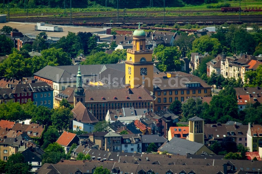 Luftaufnahme Witten - Gebäude der Stadtverwaltung - Rathaus in Witten im Bundesland Nordrhein-Westfalen