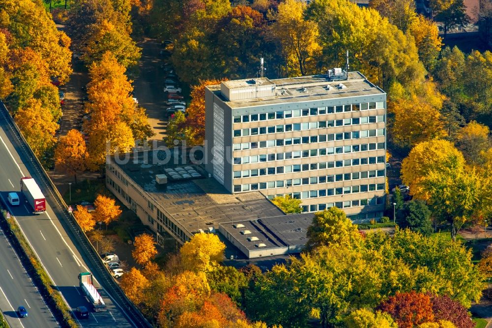 Arnsberg aus der Vogelperspektive: Gebäude der Stadtverwaltung am Rathausplatz in Arnsberg im Bundesland Nordrhein-Westfalen