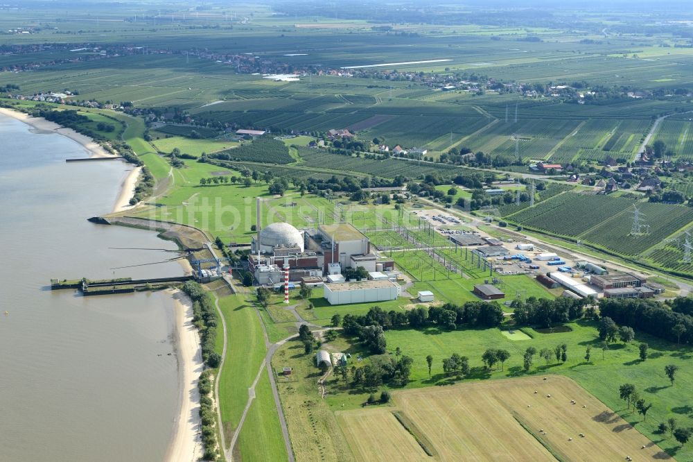 Luftbild Stade - Gebäude der stillgelegten Reaktorblöcke und Anlagen des AKW - KKW Kernkraftwerk Stadersand in Stadersand im Bundesland Niedersachsen