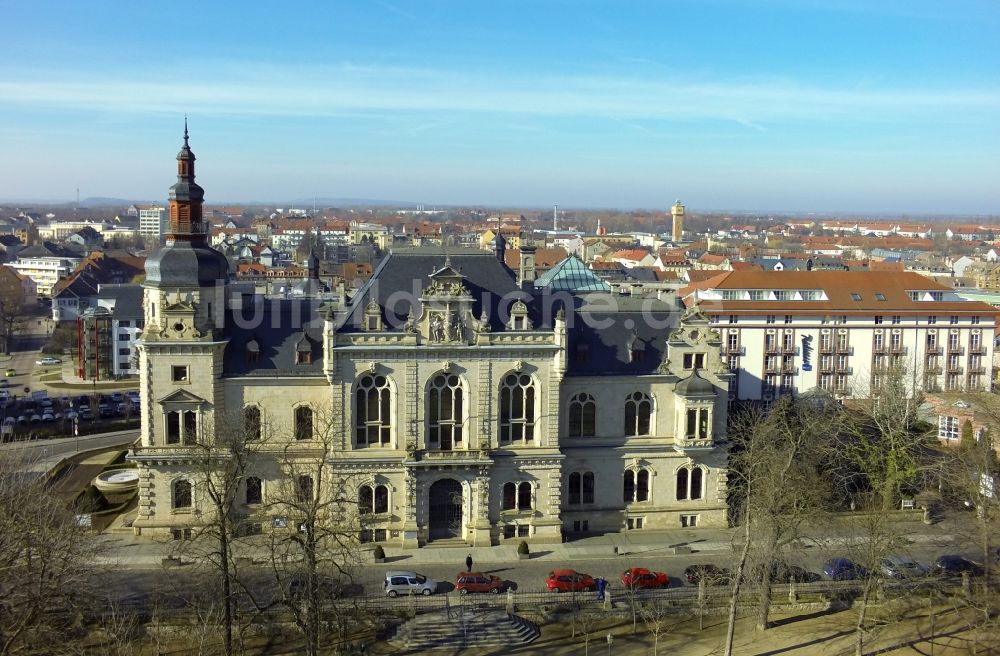 Merseburg von oben - Gebäude des Ständehaus in Merseburg im Bundesland Sachsen-Anhalt