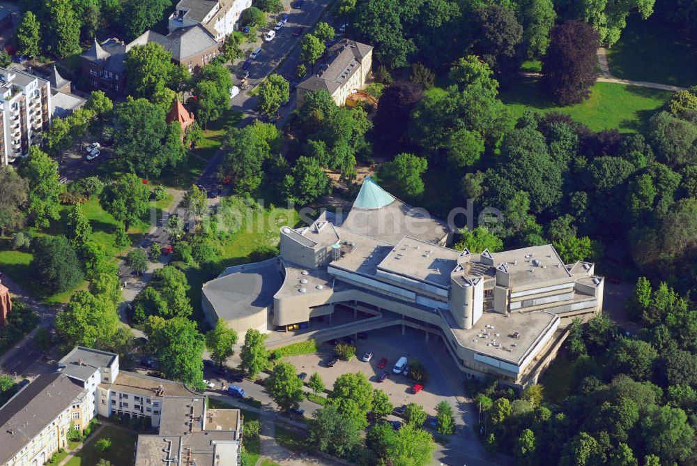 Berlin aus der Vogelperspektive: Gebäude Technische Hygiene auf dem Charité Campus Benjamin Franklin in Berlin-Lichterfelde