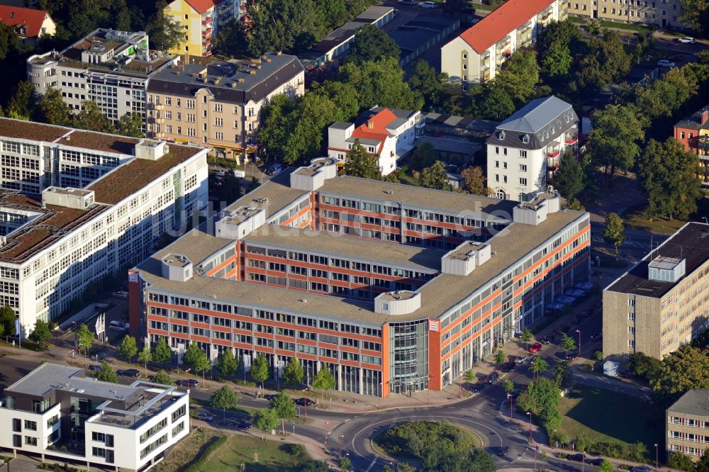 Teltow aus der Vogelperspektive: Gebäude des Teltow Karree der Firma Heynen Immobilien in der Rheinstraße in Teltow in Brandenburg