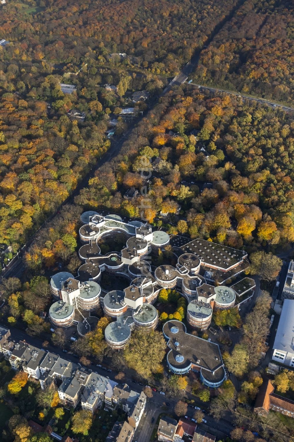 Duisburg aus der Vogelperspektive: Gebäude der Universität Essen- Duisburg im Ruhrgebiet in Nordrhein-Westfalen