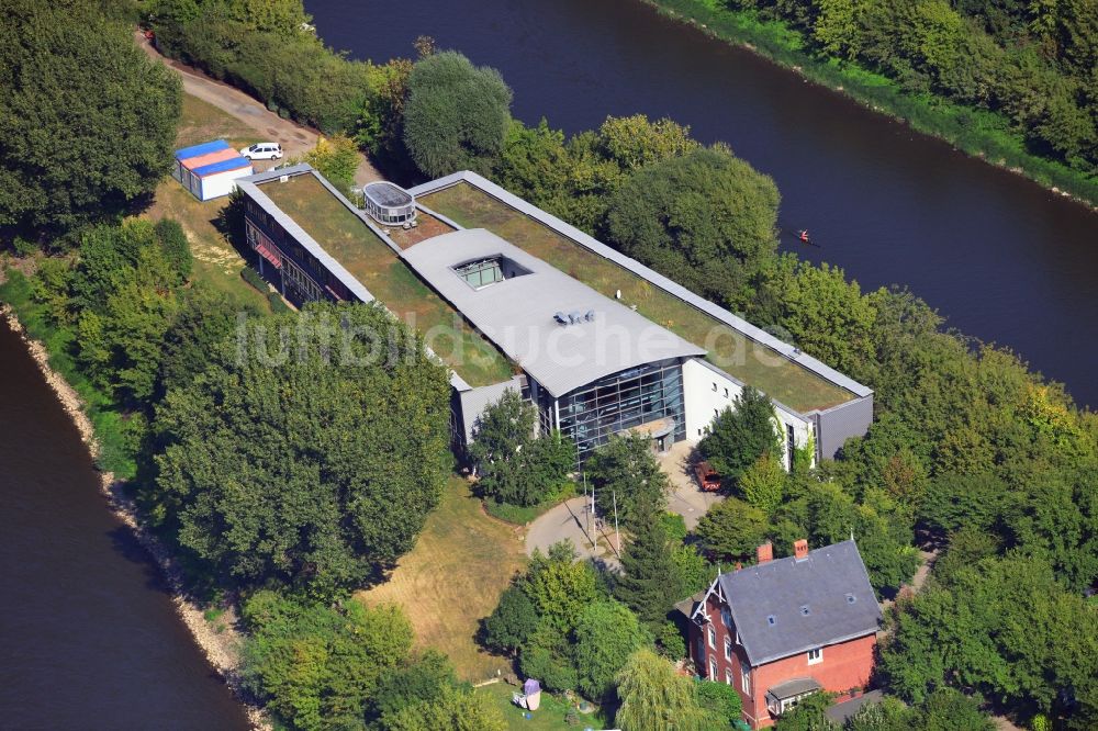 Magdeburg aus der Vogelperspektive: Gebäude des Wasserstraßen-Neubauamt am Kleinen Werder in Magdeburg im Bundesland Sachsen-Anhalt