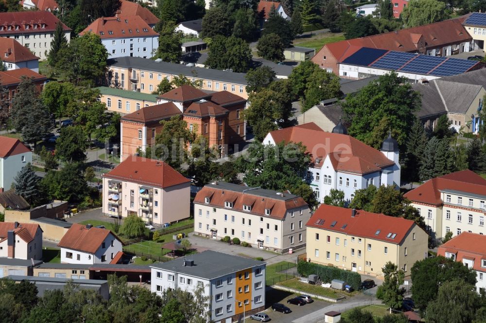 Luftaufnahme Kamenz - Gebäude und Wohnhäuser an der Macherstraße in Kamenz im Bundesland Sachsen