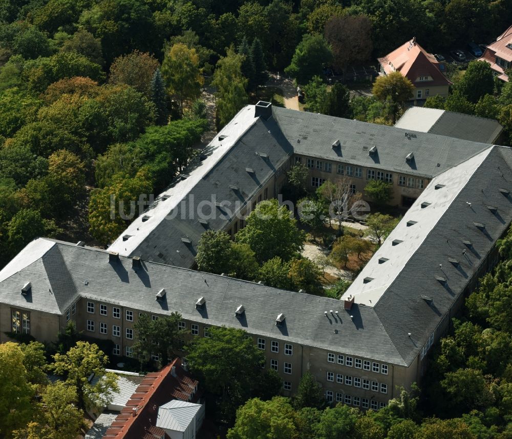 Luftbild Halle (Saale) - Gebäude der Zweigbibliothek Geschichte/Kunstgeschichte in Halle (Saale) im Bundesland Sachsen-Anhalt