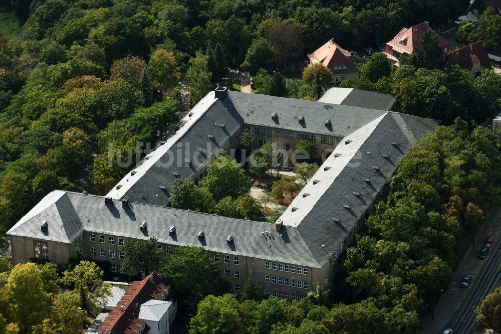 Luftaufnahme Halle (Saale) - Gebäude der Zweigbibliothek Geschichte/Kunstgeschichte in Halle (Saale) im Bundesland Sachsen-Anhalt