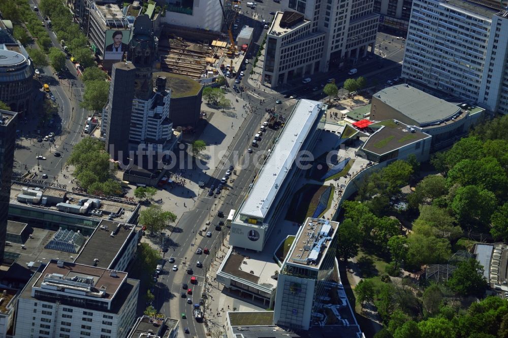 Luftaufnahme Berlin - Gebäudeensemble Bikinihaus in der Budapester Straße im Bezirk Charlottenburg in Berlin