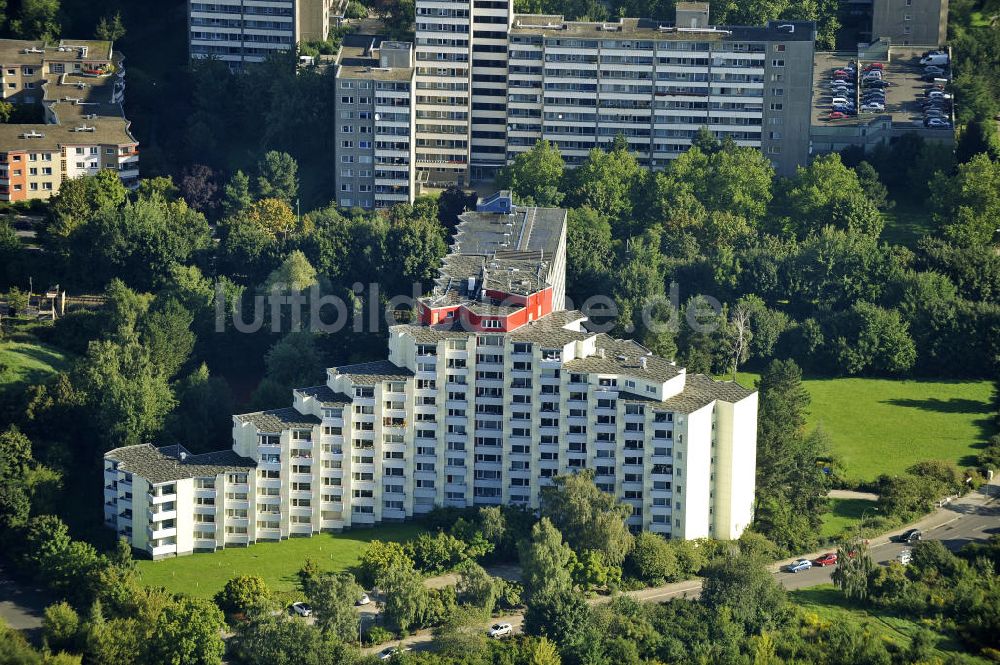 Luftbild Berlin - Gebäudekomplex in Berlin- Neukölln