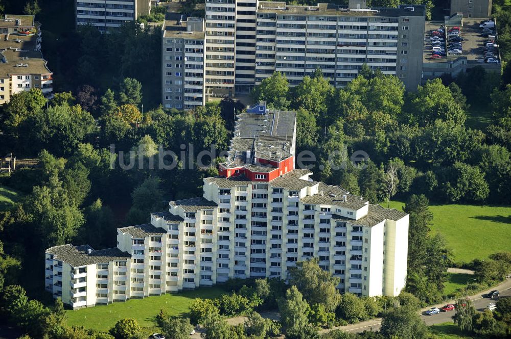 Berlin von oben - Gebäudekomplex in Berlin- Neukölln