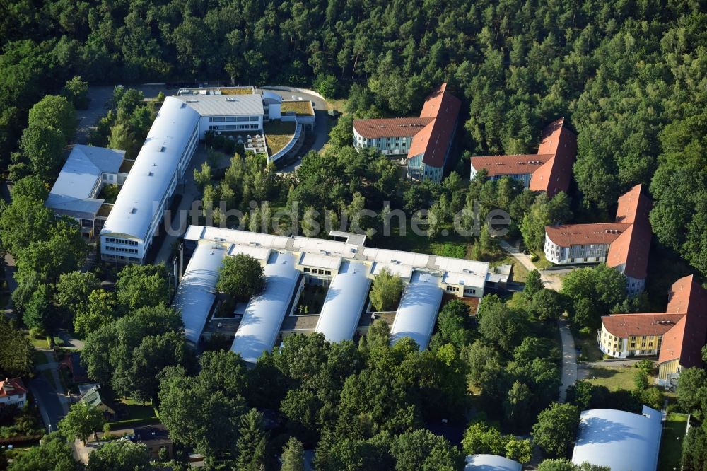 Potsdam aus der Vogelperspektive: Gebäudekomplex des Berufsbildungswerk im Oberlinhaus gGmbH an der Steinstraße in Potsdam im Bundesland Brandenburg, Deutschland