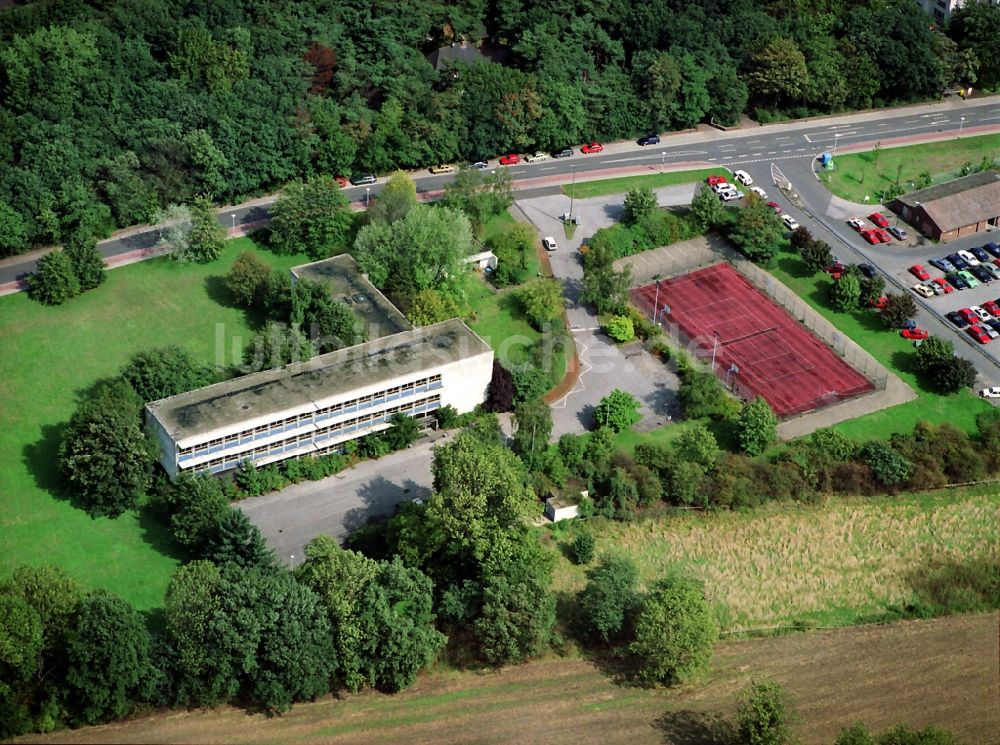 Luftbild Kamp-Lintfort - Gebäudekomplex der Berufsschule Bergberufsschule in Kamp-Lintfort im Bundesland Nordrhein-Westfalen