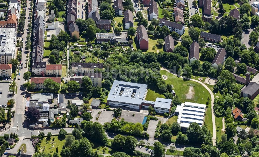 Luftbild Flensburg - Gebäudekomplex der Berufsschule in Flensburg im Bundesland Schleswig-Holstein, Deutschland