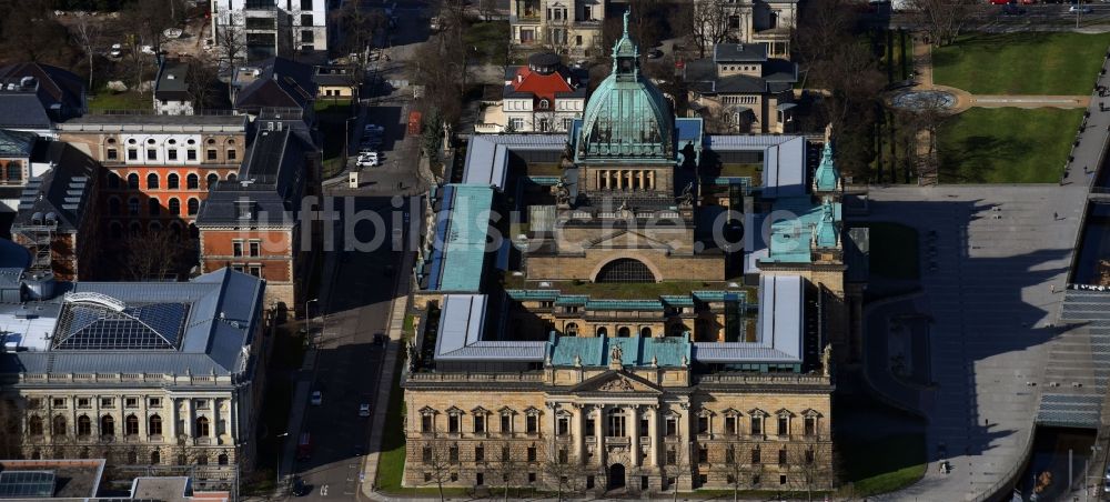 Luftbild Leipzig - Gebäudekomplex des Bundesverwaltungsgericht am Simsonplatz - Gericht in im Ortsteil Zentrum-Süd in Leipzig im Bundesland Sachsen