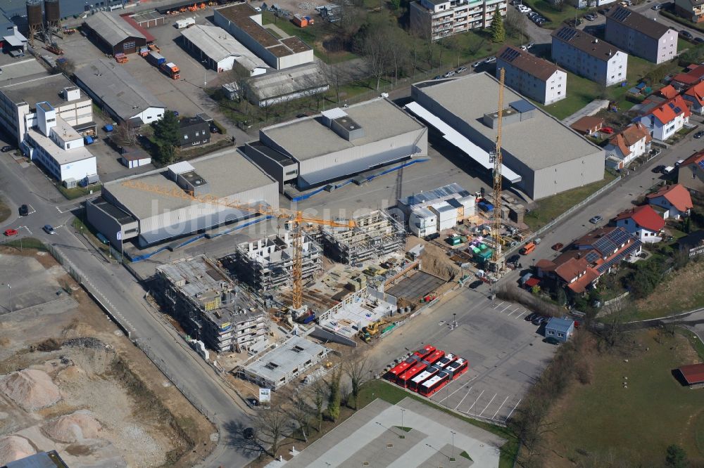 Luftbild Bad Säckingen - Gebäudekomplex des Bundeswehr Depot und Standort in der Mumpferfährstrasse in Bad Säckingen im Bundesland Baden-Württemberg, Deutschland. Auf einem Teilbereich werden jetzt Wohnungen gebaut