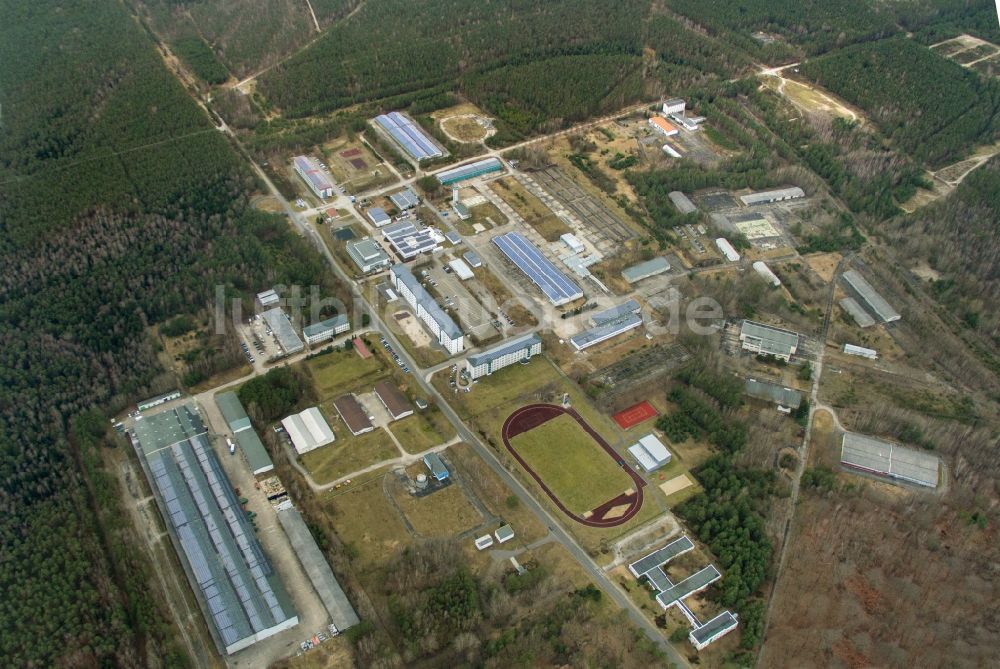 Doberlug-Kirchhain aus der Vogelperspektive: Gebäudekomplex der ehem. Lausitz-Kaserne in Doberlug-Kirchhain im Bundesland Brandenburg, Deutschland