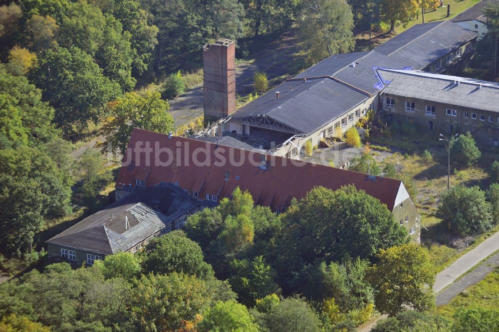 Luftbild Karlshagen - Gebäudekomplex der ehemaligen Militär- Kaserne der NVA LSK/LV Luftstreitkräfte der DDR in Karlshagen im Bundesland Mecklenburg-Vorpommern, Deutschland