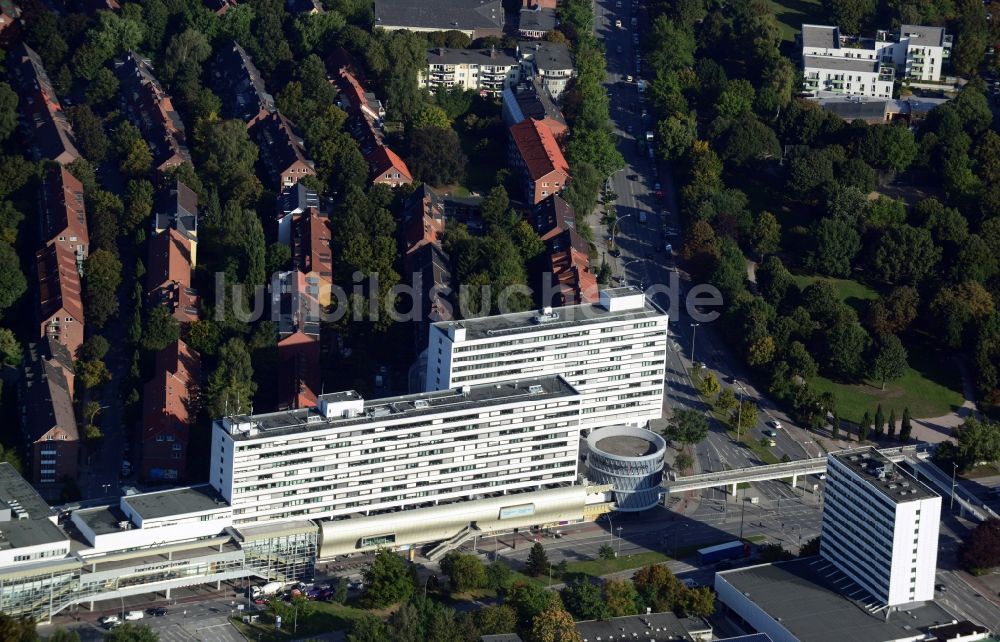 Hamburg von oben - Gebäudekomplex des Einkaufszentrum Hamburger Meile in Hamburg