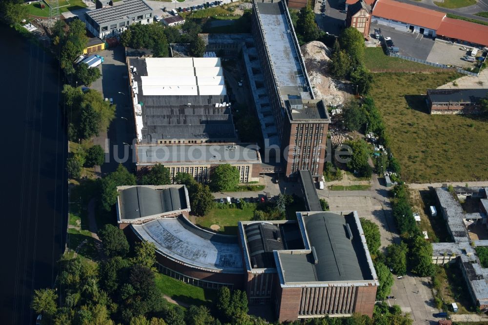 Berlin aus der Vogelperspektive: Gebäudekomplex des Funkhaus Berlin Nalepastrasse an der Nalepastraße im Ortsteil Treptow-Köpenick in Berlin, Deutschland