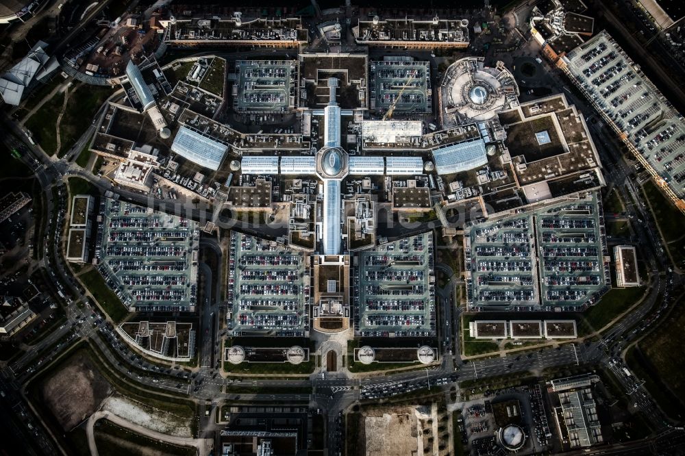 Luftbild Oberhausen - Gebäudekomplex und Gelände des Einkaufszentrum Centro in Oberhausen im Bundesland Nordrhein-Westfalen