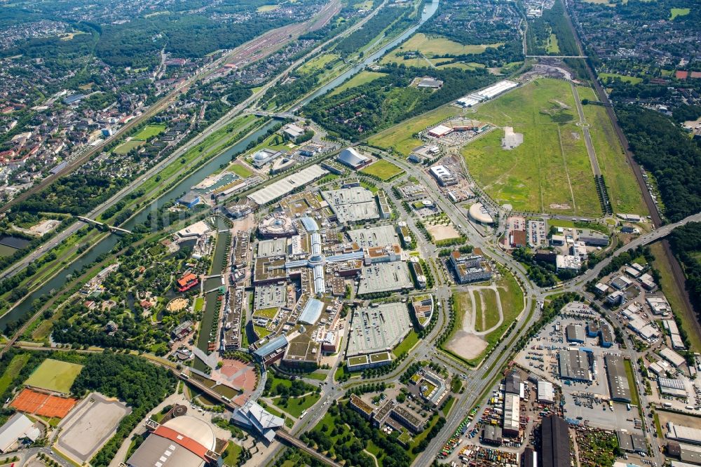 Luftbild Oberhausen - Gebäudekomplex und Gelände des Einkaufszentrum Centro in Oberhausen im Bundesland Nordrhein-Westfalen