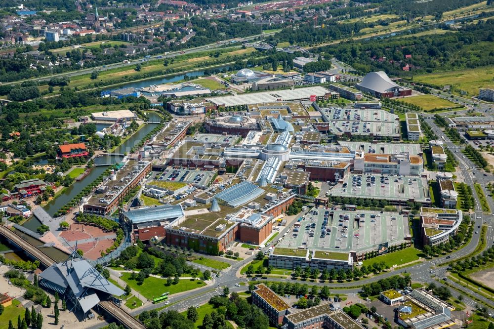 Luftaufnahme Oberhausen - Gebäudekomplex und Gelände des Einkaufszentrum Centro in Oberhausen im Bundesland Nordrhein-Westfalen