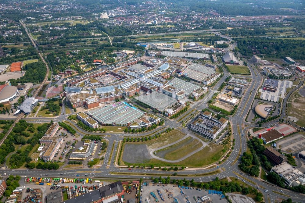 Luftaufnahme Oberhausen - Gebäudekomplex und Gelände des Einkaufszentrum Centro in Oberhausen im Bundesland Nordrhein-Westfalen