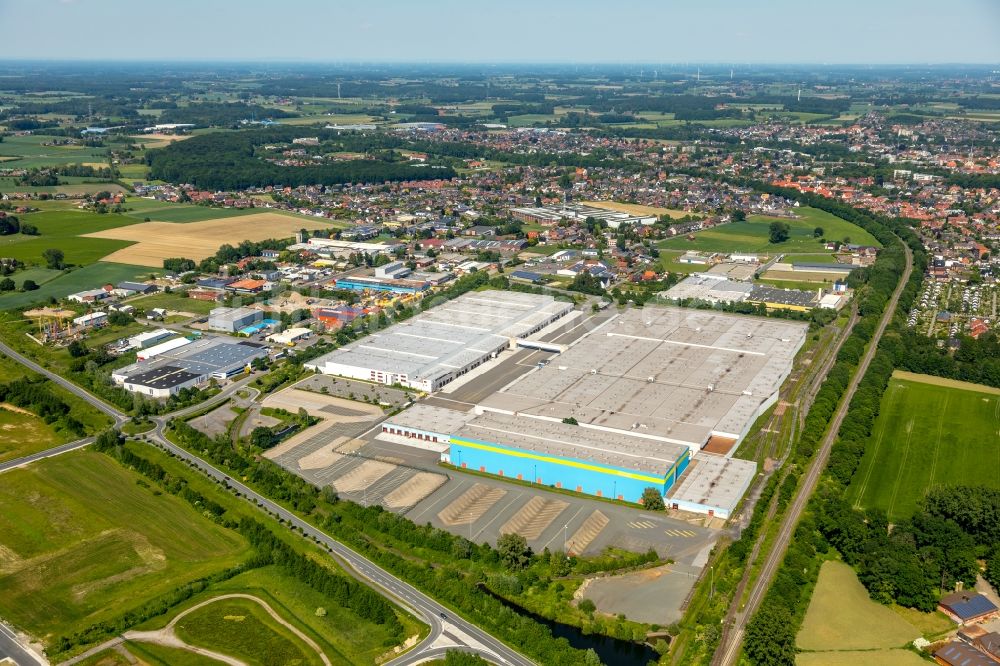 Luftaufnahme Werne - Gebäudekomplex und Gelände des leerstehenden Logistikzentrums am Wahrbrink in Werne im Bundesland Nordrhein-Westfalen, Deutschland