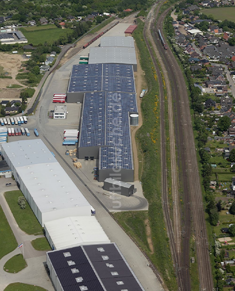 Handewitt aus der Vogelperspektive: Gebäudekomplex und Gelände des Logistikzentrum in Handewitt im Bundesland Schleswig-Holstein