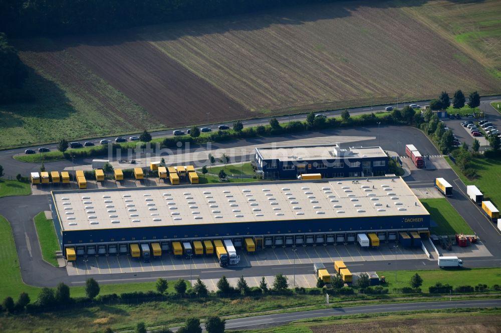 Luftaufnahme Koblenz - Gebäudekomplex und Gelände des Logistikzentrums der DACHSER SE an der Zaunheimer Straße in Koblenz im Bundesland Rheinland-Pfalz, Deutschland