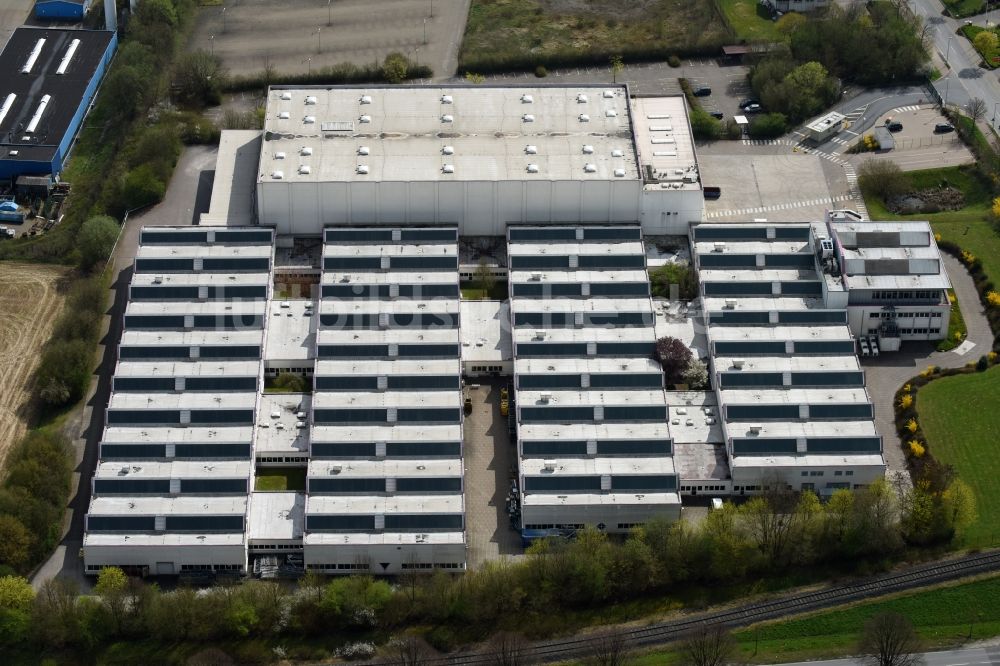 Luftbild Einbeck - Gebäudekomplex und Gelände des Logistikzentrums Deutsche Post Dialog Solutions GmbH Geschäftsfeld Lettershop an der Hansestraße in Einbeck im Bundesland Niedersachsen