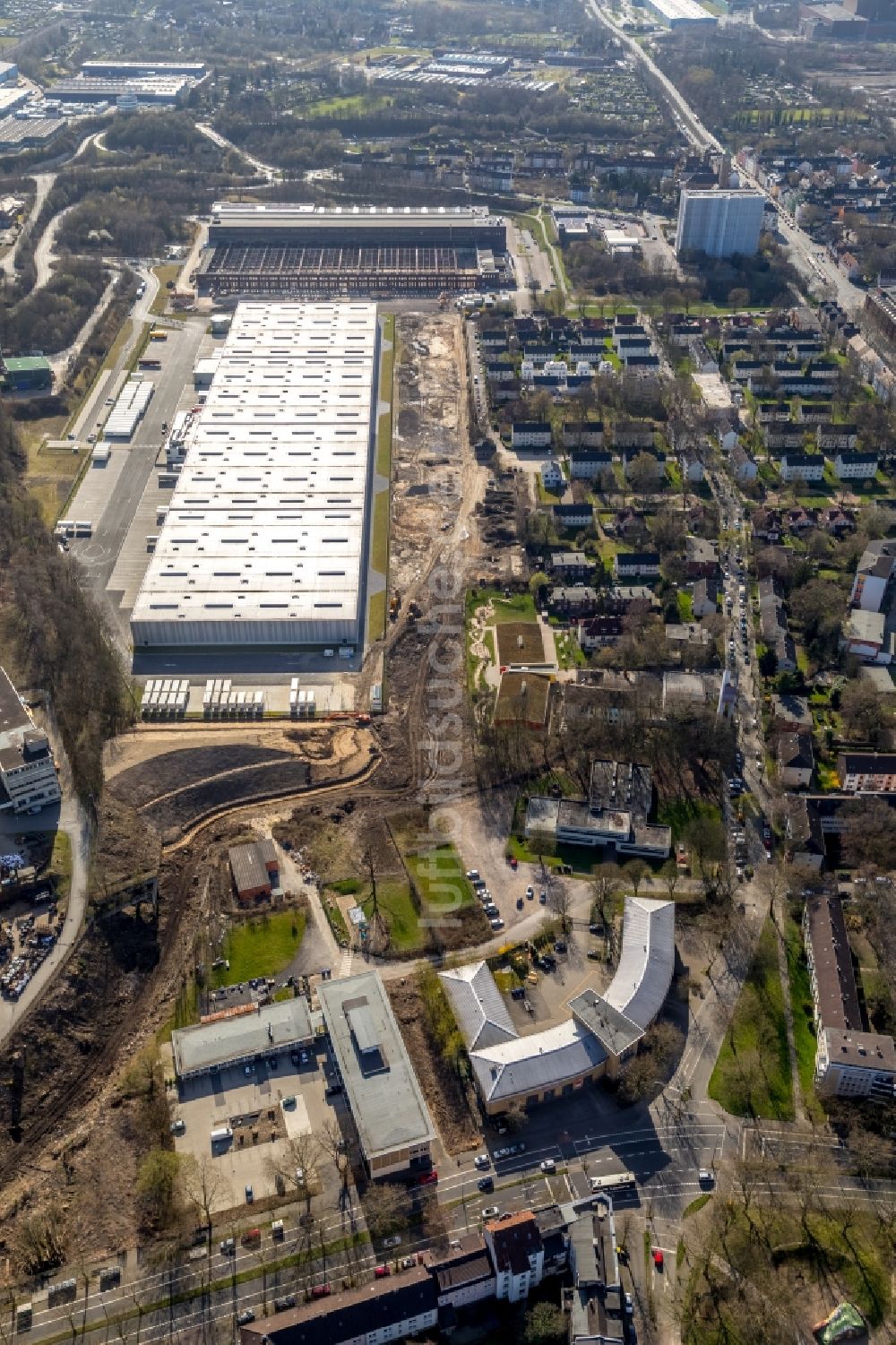 Bochum aus der Vogelperspektive: Gebäudekomplex und Gelände des Logistikzentrums der DSV Air & Sea GmbH in Bochum im Bundesland Nordrhein-Westfalen, Deutschland