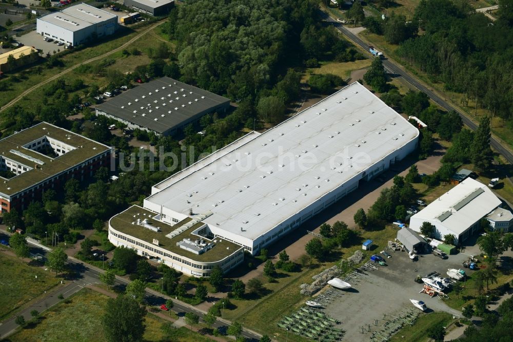 Werder (Havel) von oben - Gebäudekomplex und Gelände des Logistikzentrums der Hospital LogiServe GmbH in Werder (Havel) im Bundesland Brandenburg, Deutschland