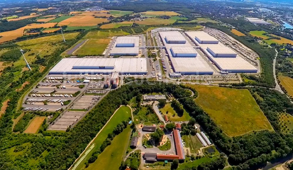 Dortmund von oben - Gebäudekomplex und Gelände des Logistikzentrums IKEA in Dortmund im Bundesland Nordrhein-Westfalen, Deutschland