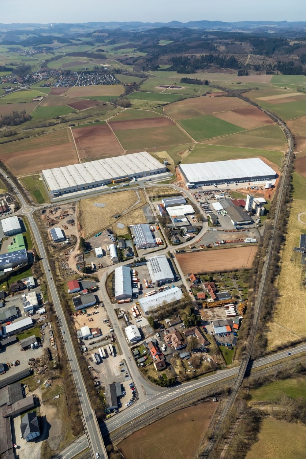 Luftbild Korbach - Gebäudekomplex und Gelände des Logistikzentrums in Korbach im Bundesland Hessen, Deutschland