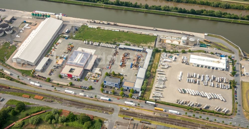 Hamm aus der Vogelperspektive: Gebäudekomplex und Gelände des Logistikzentrums der Lanfer Logistik GmbH und der HELA GmbH Hermann Lanfer in Hamm im Bundesland Nordrhein-Westfalen, Deutschland