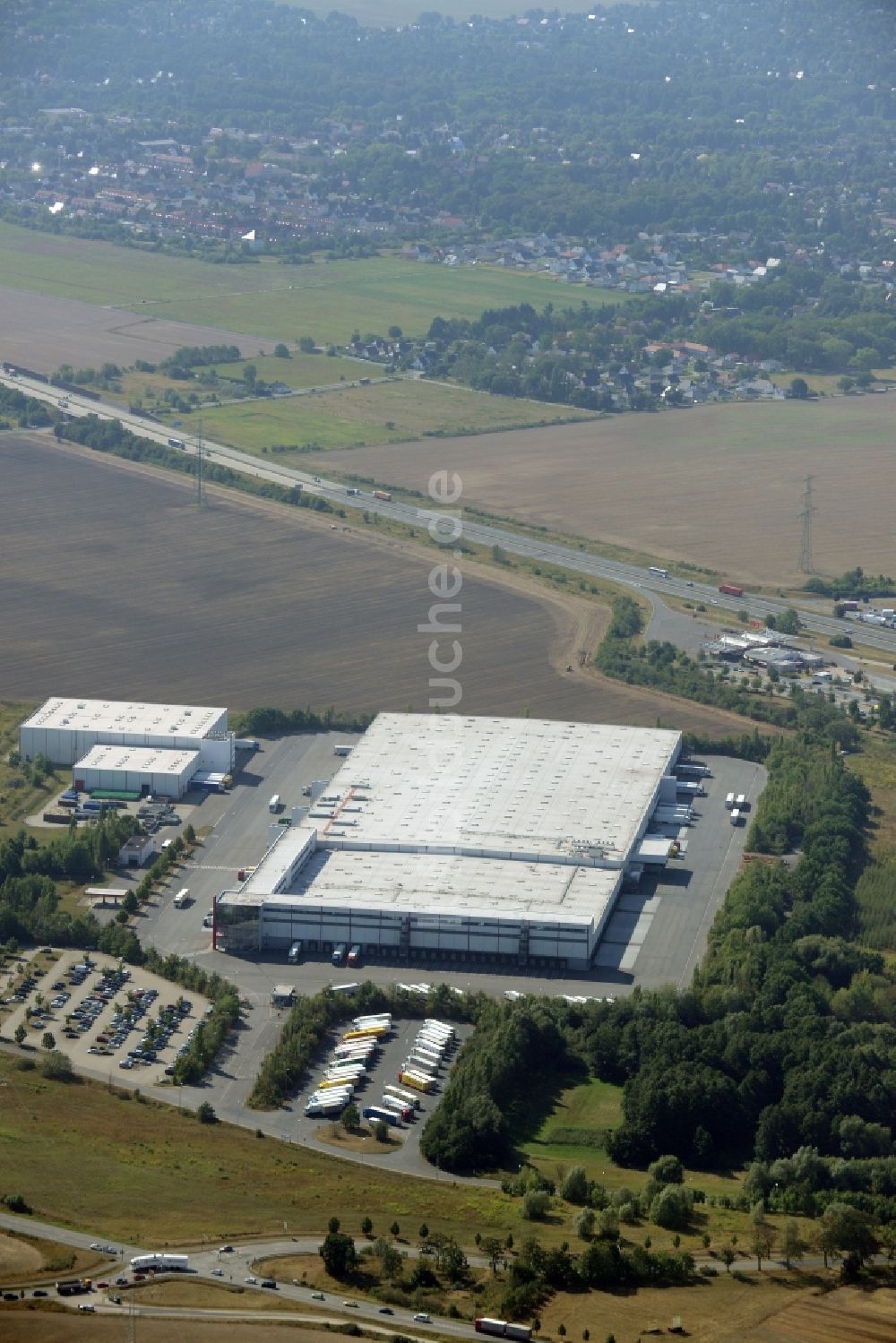 Altlandsberg von oben - Gebäudekomplex und Gelände des Logistikzentrums MGL METRO Group Logistics Warehousing in Altlandsberg im Bundesland Brandenburg