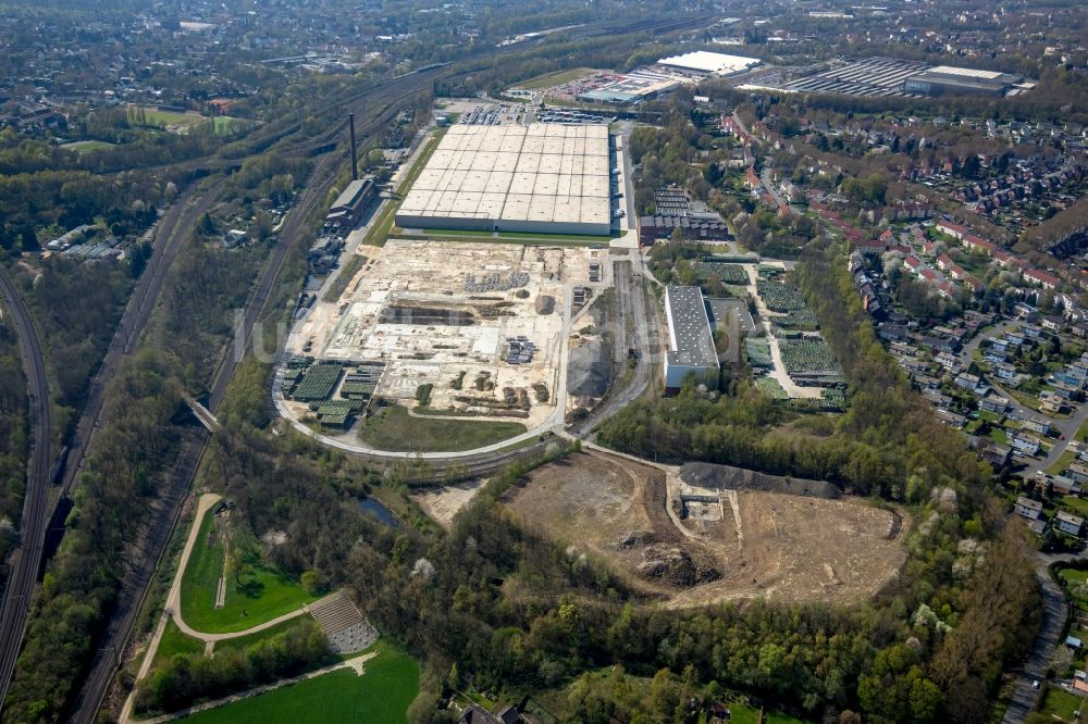 Luftaufnahme Bochum - Gebäudekomplex und Gelände des Logistikzentrums der Opel Group Warehousing GmbH in Bochum im Bundesland Nordrhein-Westfalen, Deutschland