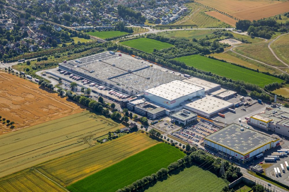 Dortmund aus der Vogelperspektive: Gebäudekomplex und Gelände des Logistikzentrums der REWE Dortmund SE & Co. KG in Dortmund im Bundesland Nordrhein-Westfalen, Deutschland