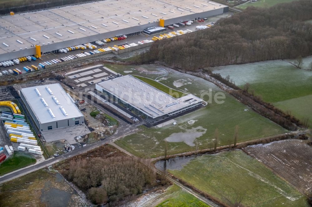 Werne aus der Vogelperspektive: Gebäudekomplex und Gelände des Logistikzentrums der Thermo Sensor GmbH in Werne im Bundesland Nordrhein-Westfalen, Deutschland