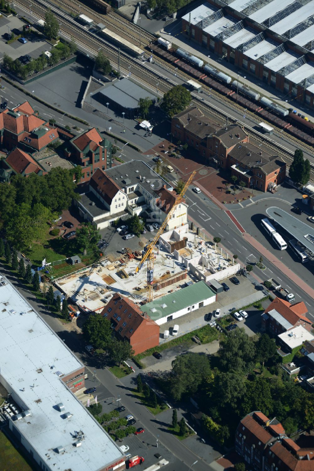 Lingen (Ems) aus der Vogelperspektive: Gebäudekomplex der Hochschule Campus Lingen in Lingen (Ems) im Bundesland Niedersachsen, Deutschland