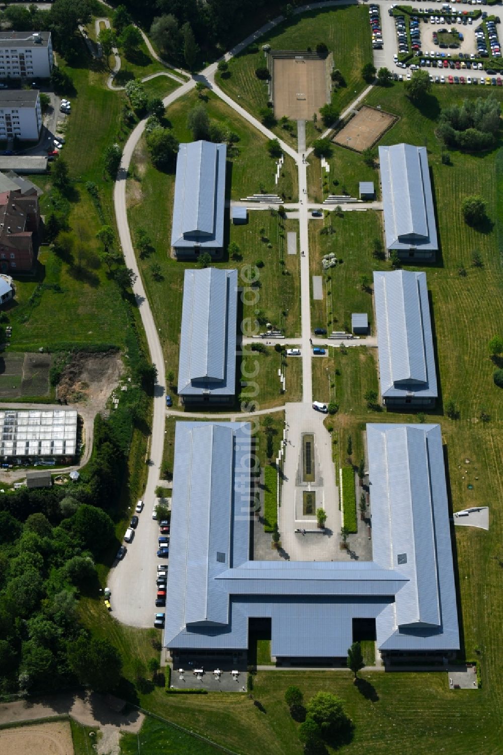 Schwerin von oben - Gebäudekomplex der Hochschule Hochschule der Bundesagentur für Arbeit an der Wismarsche Straße in Schwerin im Bundesland Mecklenburg-Vorpommern, Deutschland