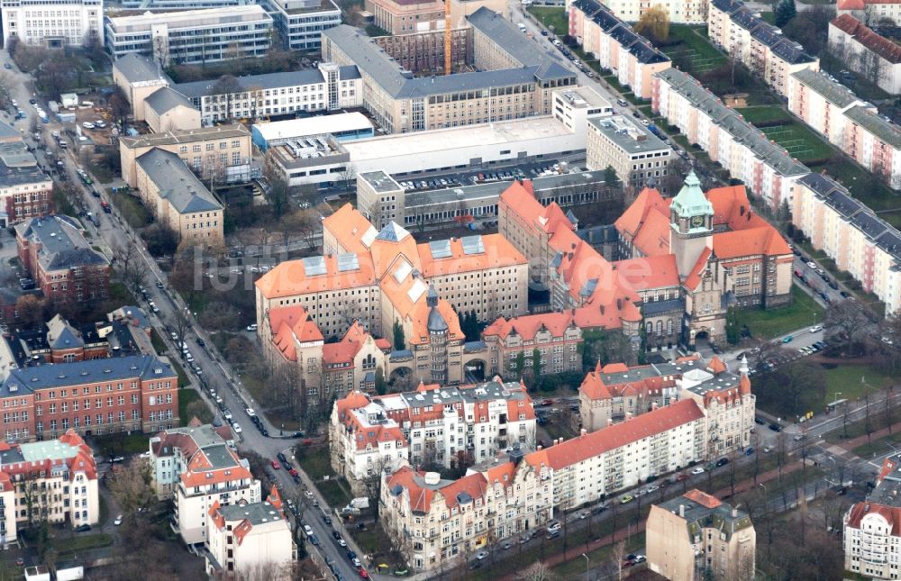 Luftaufnahme Dresden - Gebäudekomplex der Hochschule Universität Dresden in Dresden im Bundesland Sachsen