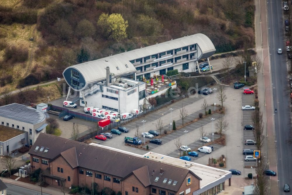 Luftaufnahme Bottrop - Gebäudekomplex der Hotelanlage chillten bottrop an der Gungstraße in Bottrop im Bundesland Nordrhein-Westfalen, Deutschland