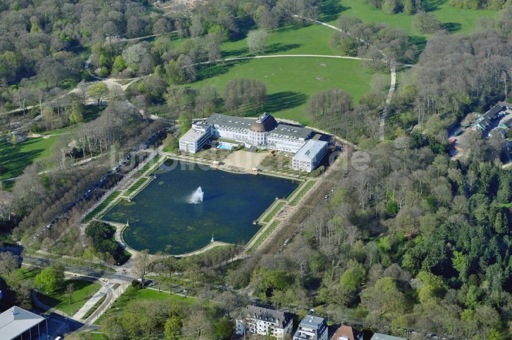 Luftbild Bremen - Gebäudekomplex der Hotelanlage Dorint Park Hotel in Bremen