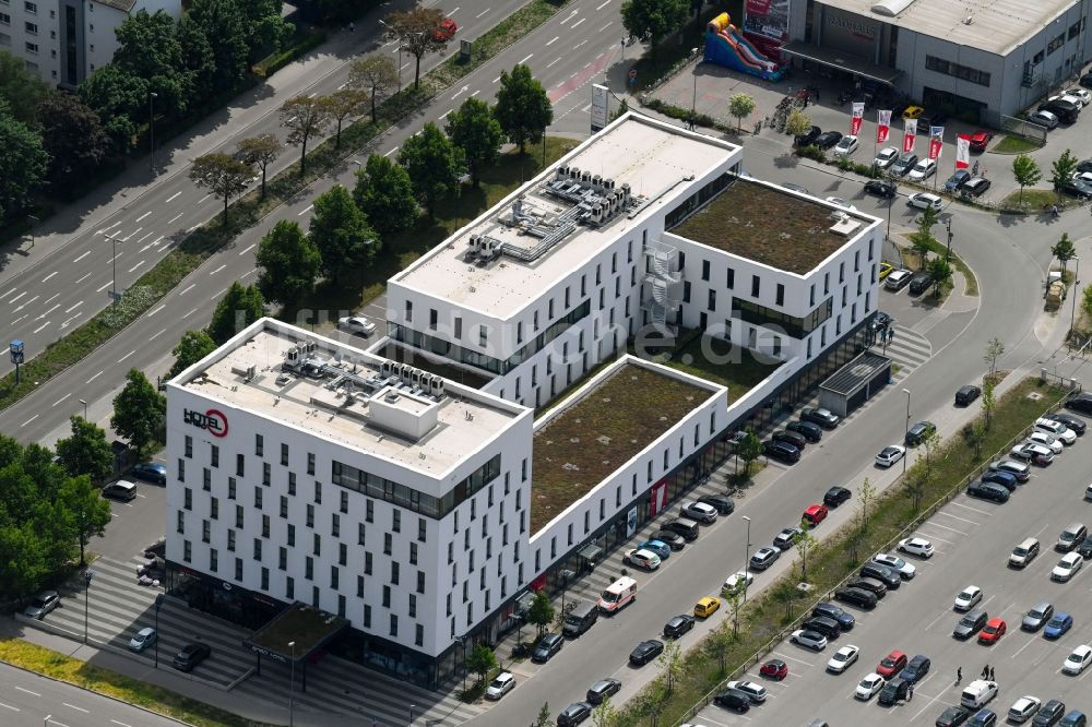 Luftaufnahme Ingolstadt - Gebäudekomplex der Hotelanlage Enso Hotel Bei der Arena in Ingolstadt im Bundesland Bayern, Deutschland