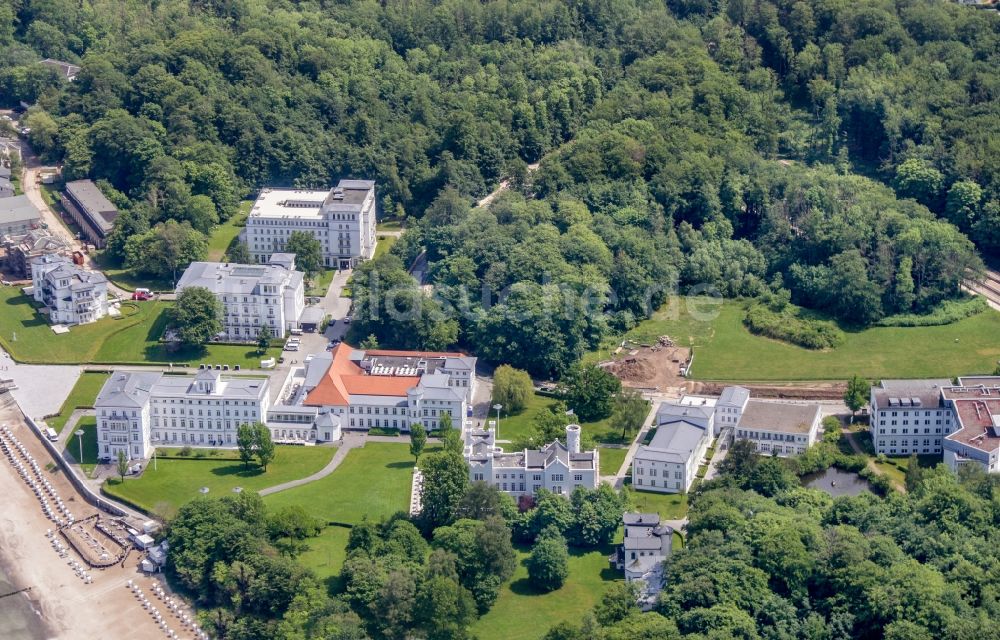 Luftbild Heiligendamm - Gebäudekomplex der Hotelanlage Grand Hotel Heiligendamm in Heiligendamm im Bundesland Mecklenburg-Vorpommern, Deutschland