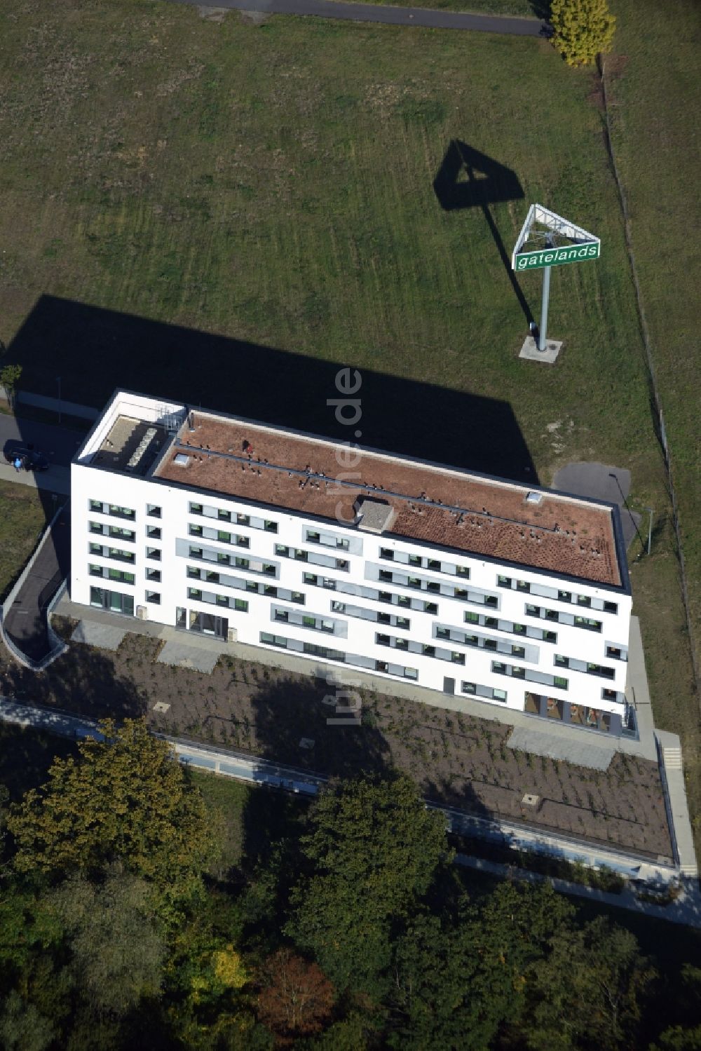 Luftbild Schönefeld - Gebäudekomplex der Hotelanlage B&B Hotel Berlin-Airport in Schönefeld im Bundesland Brandenburg