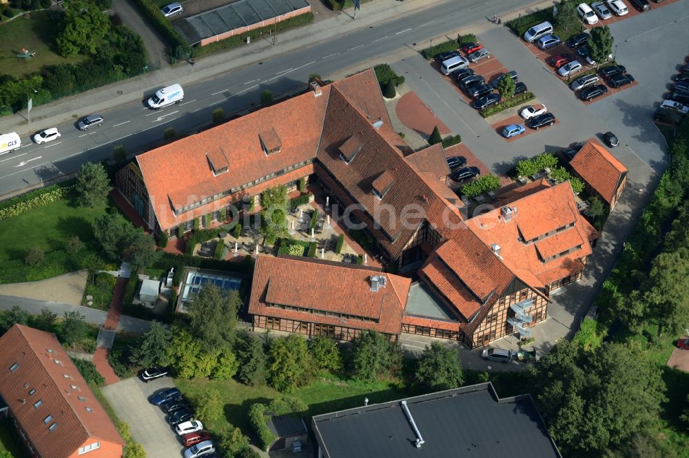 Luftbild Burgwedel - Gebäudekomplex der Hotelanlage Hotel Kokenhof in Burgwedel im Bundesland Niedersachsen